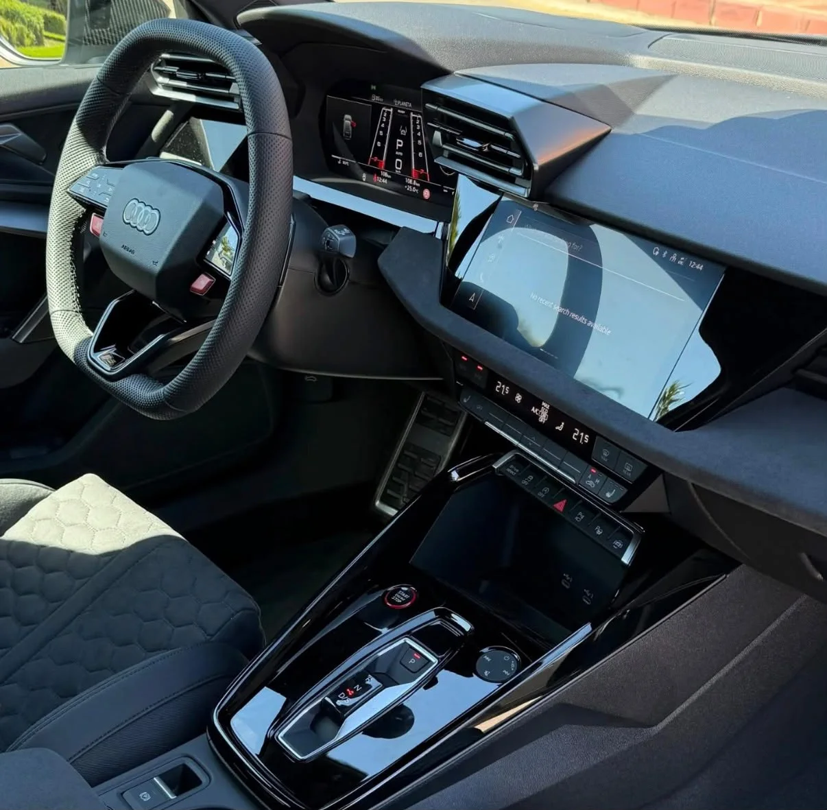 Audi RS 3, Original vehicle photo 3