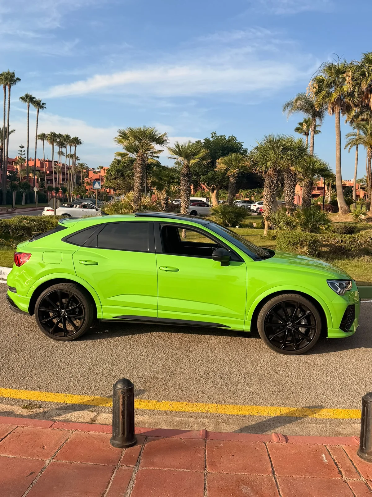 Audi RS Q3, Original vehicle photo 1