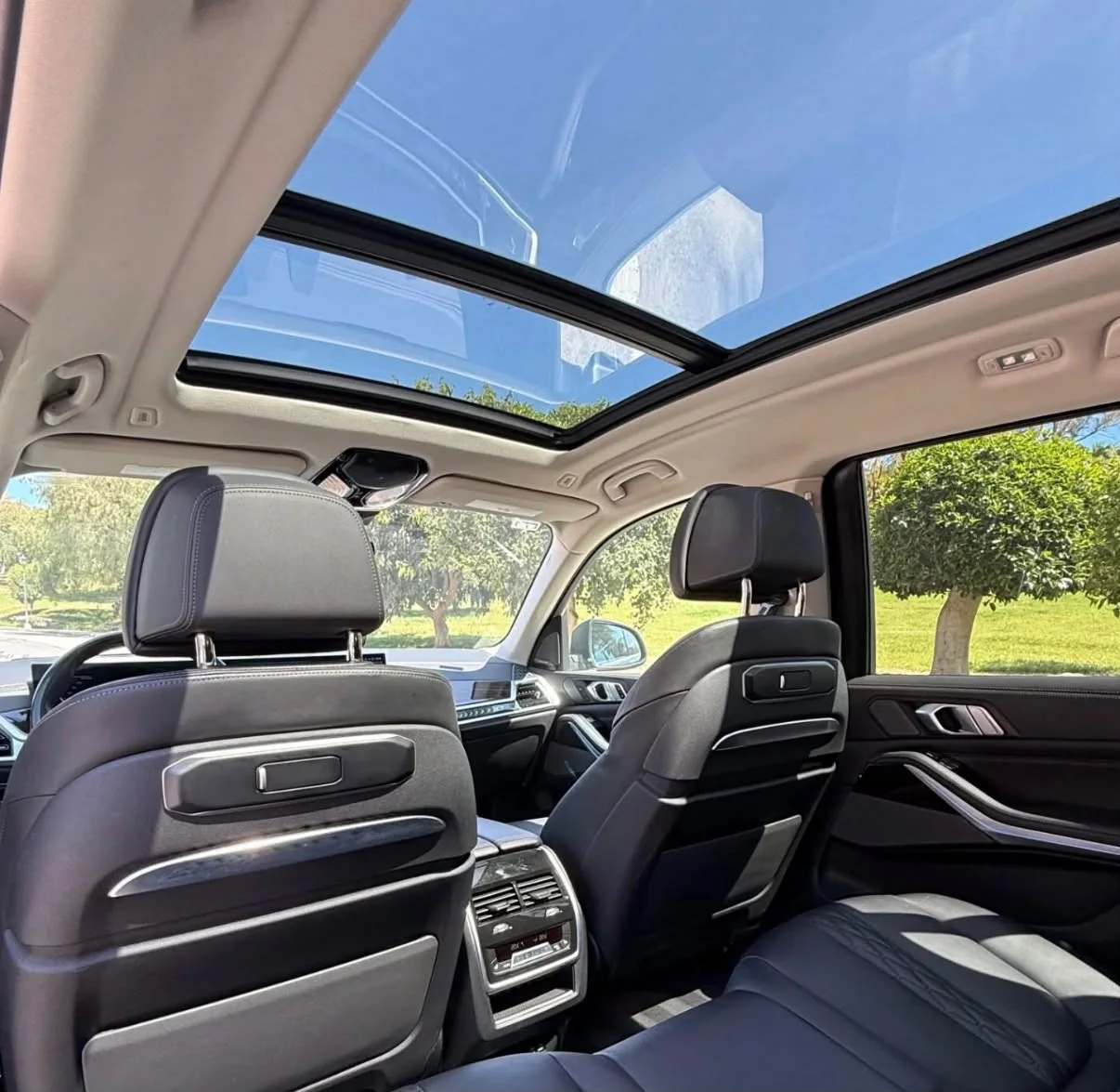 BMW X7, Originalfoto des Fahrzeugs 5