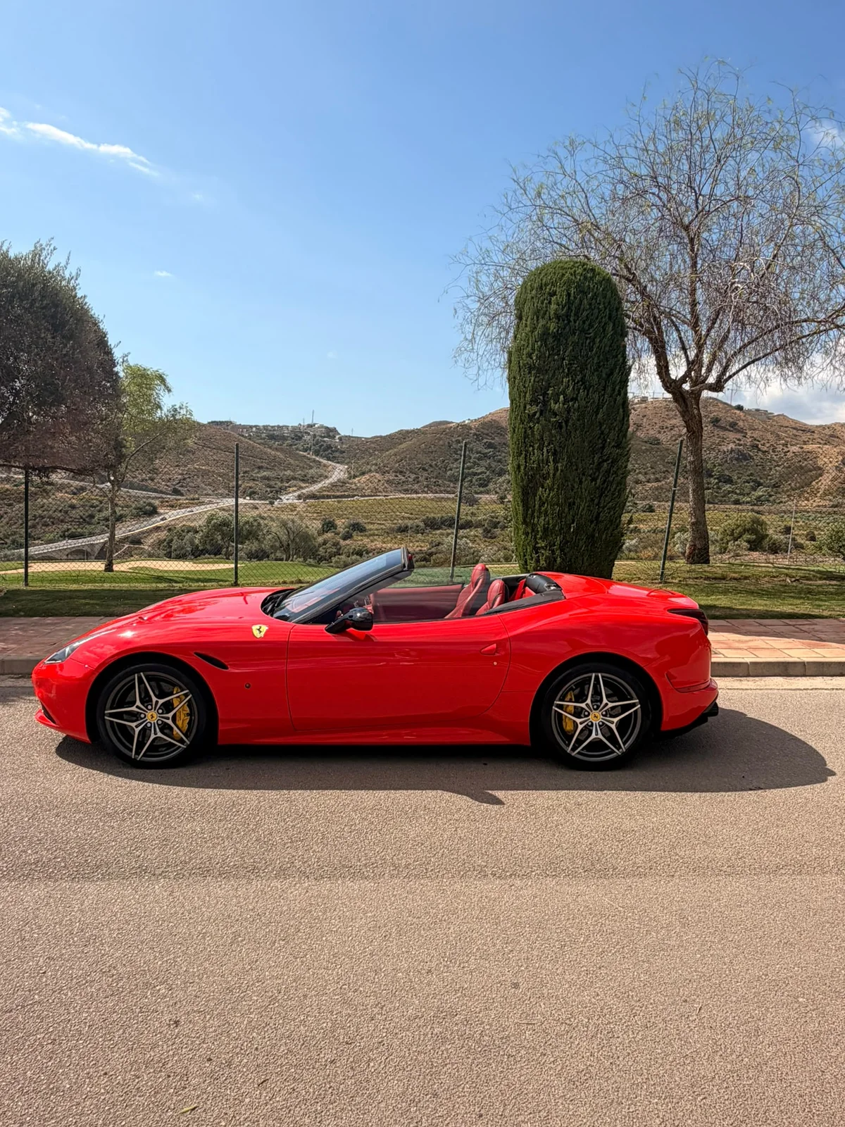 Ferrari California, Original vehicle photo 1
