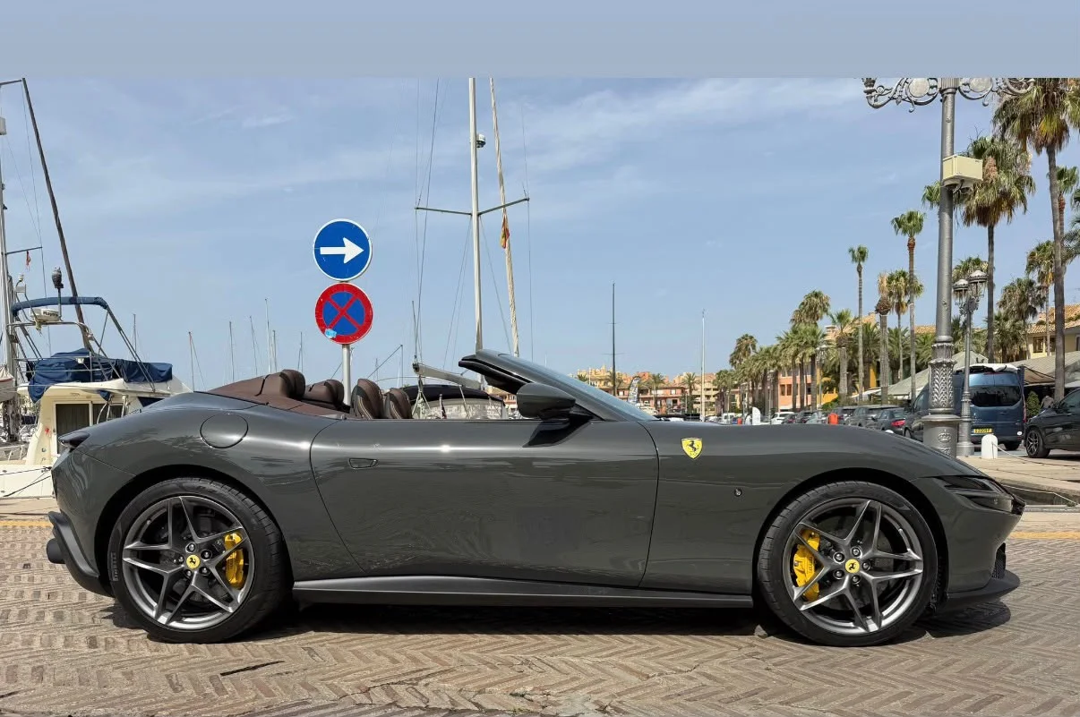 Ferrari Roma Spider, Original vehicle photo 1