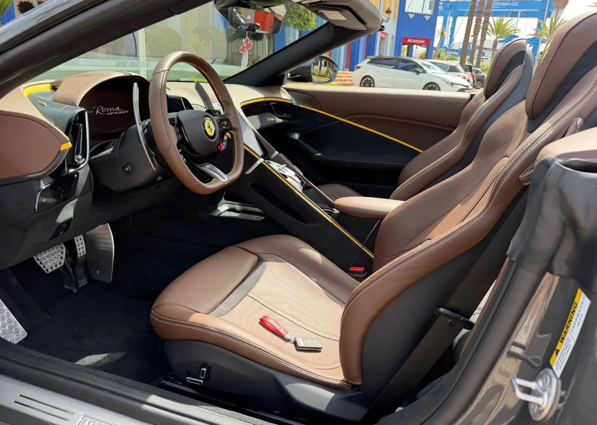 Ferrari Roma Spider, Original vehicle photo 5