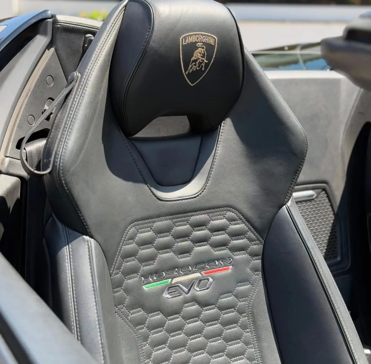 Lamborghini Huracán Evo Spyder, Foto original del vehículo 3