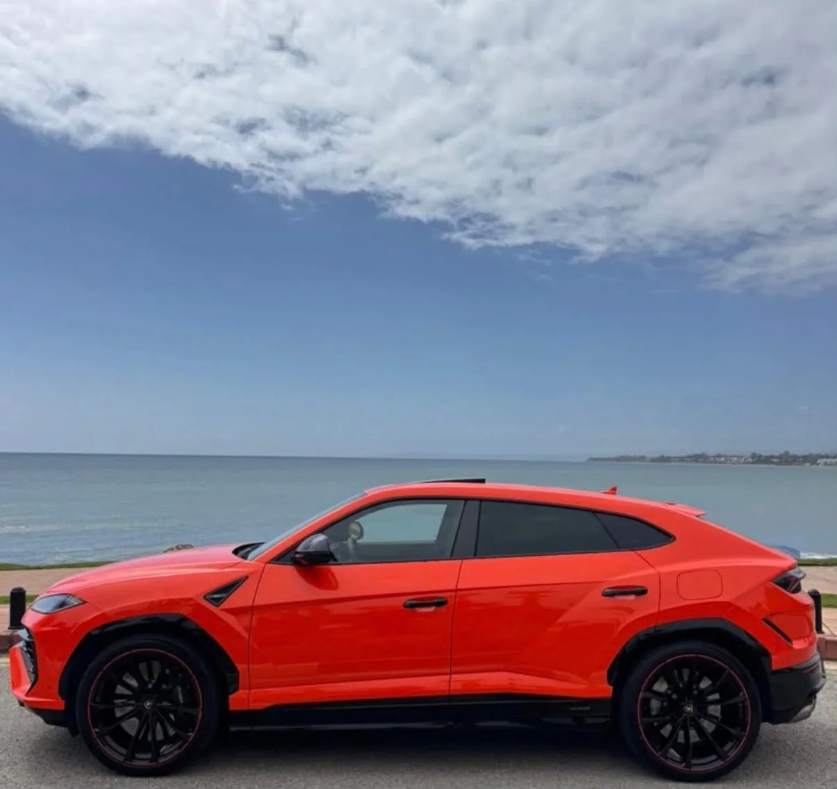 Lamborghini Urus SE, Foto original del vehículo 1