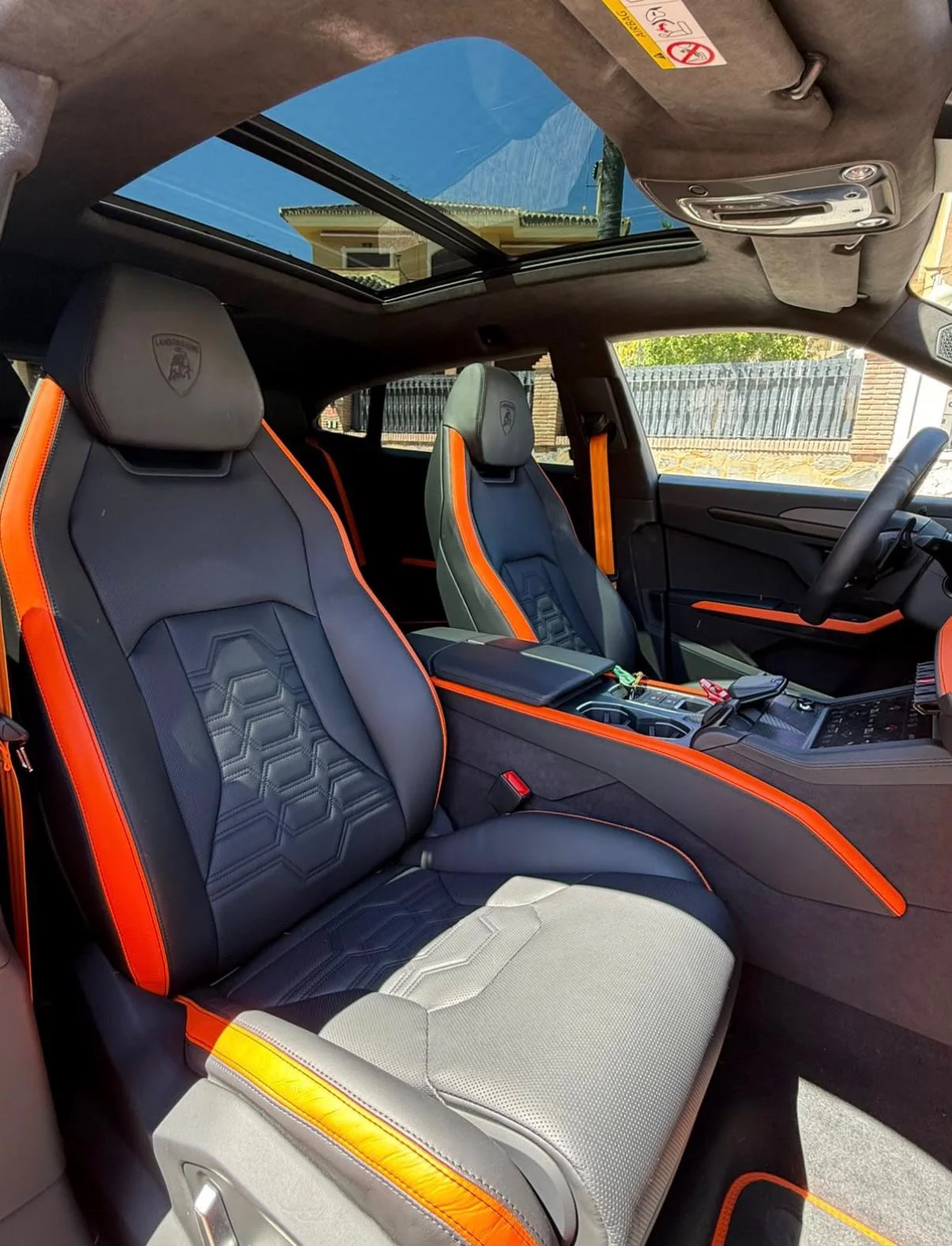 Lamborghini Urus SE, Original vehicle photo 3