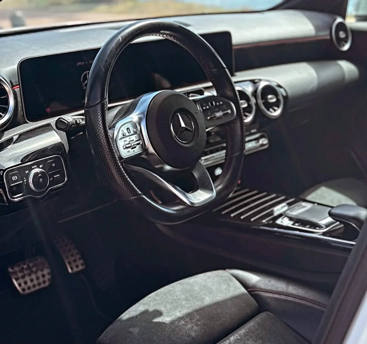 Mercedes-Benz A 180 d, Foto original del vehículo 3