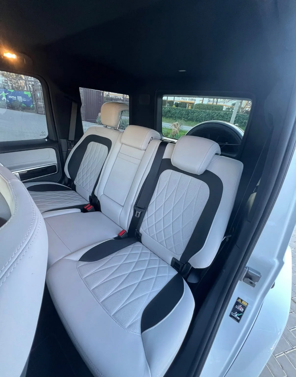Mercedes-Benz G 63 AMG, Оригинальное фото автомобиля 5