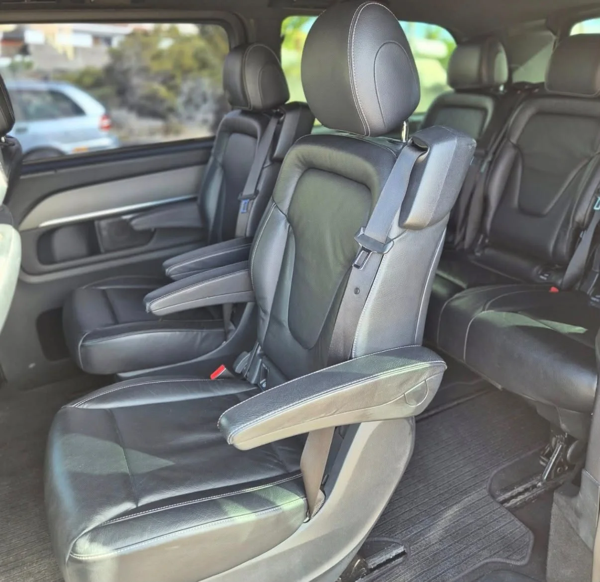 Mercedes-Benz V 250 d, Original vehicle photo 3