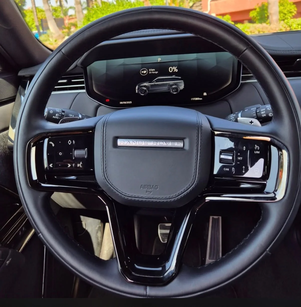 Land Rover Range Rover Sport, Original vehicle photo 2