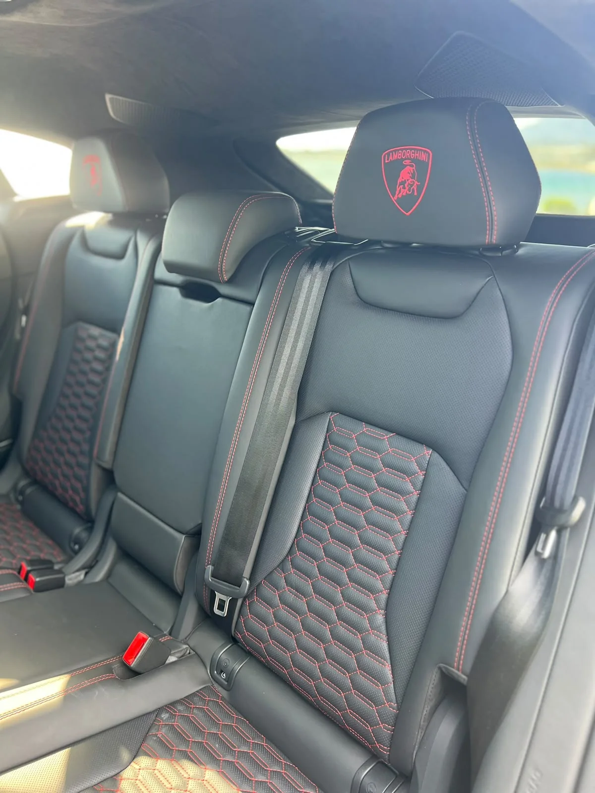 Lamborghini Urus, Original vehicle photo 4